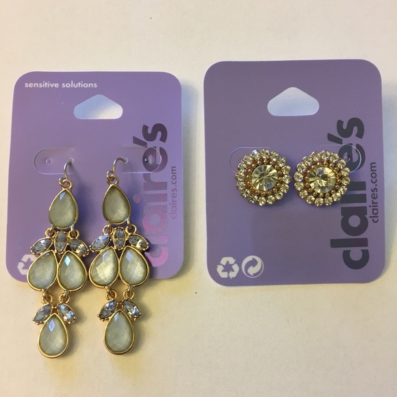 Reduced NWT CLAIRE'S earrings - 1 dangly & 1 post - sparkly - Picture 1 of 3